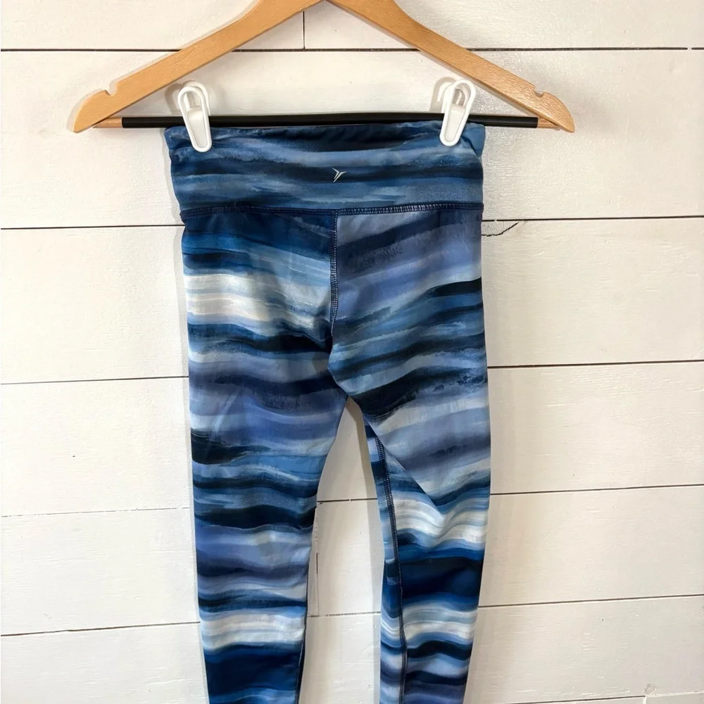 Old Navy Active Go-Dry Girls Leggings – Size M (8)